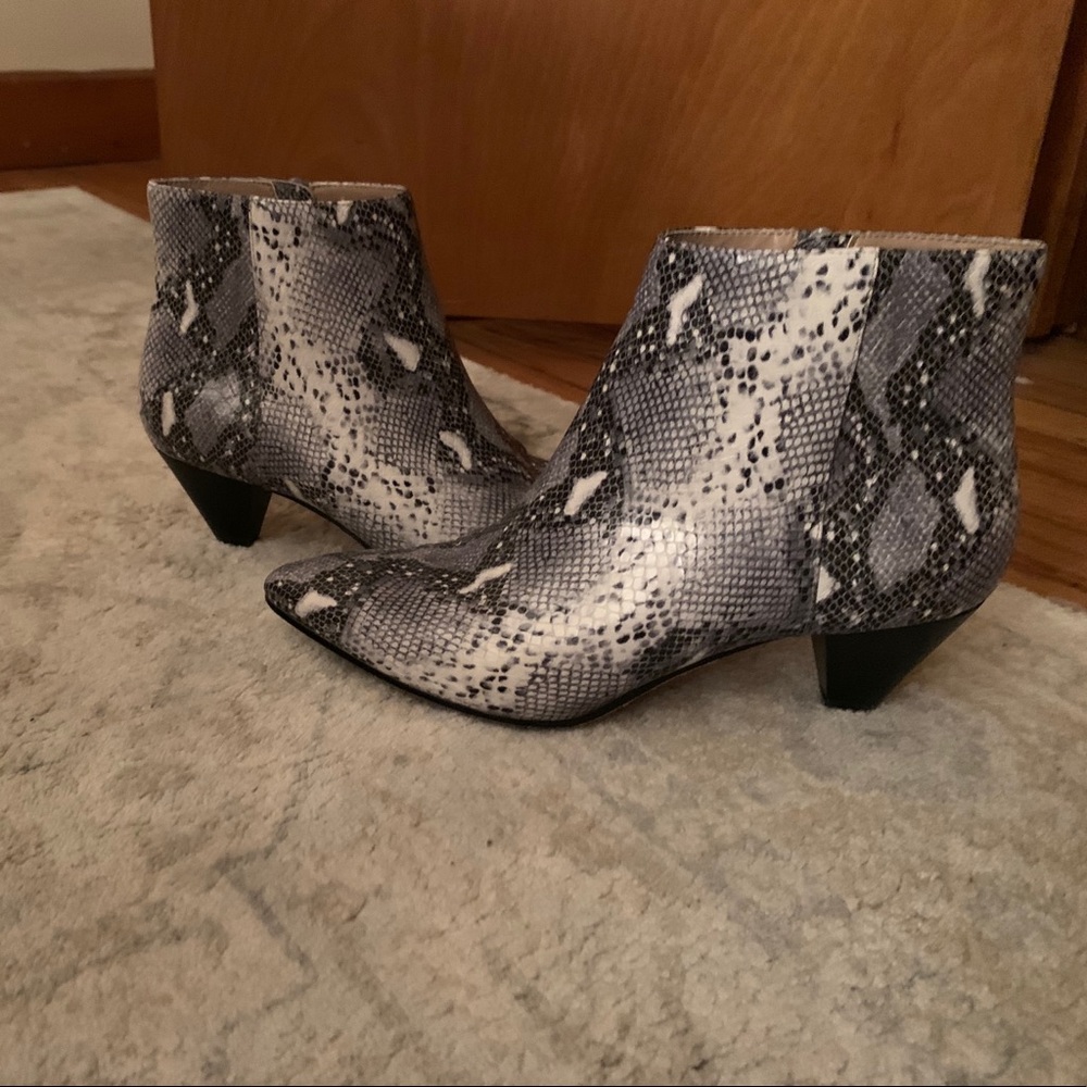 Nanette Lenore Grey Snake Print Pointed Booties